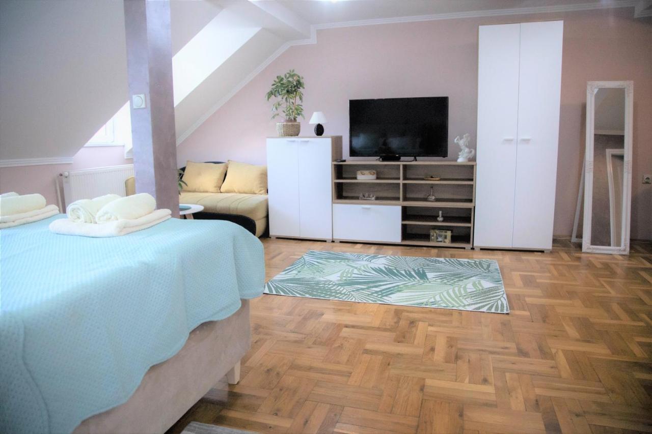 Garden Apartment Суботица Экстерьер фото